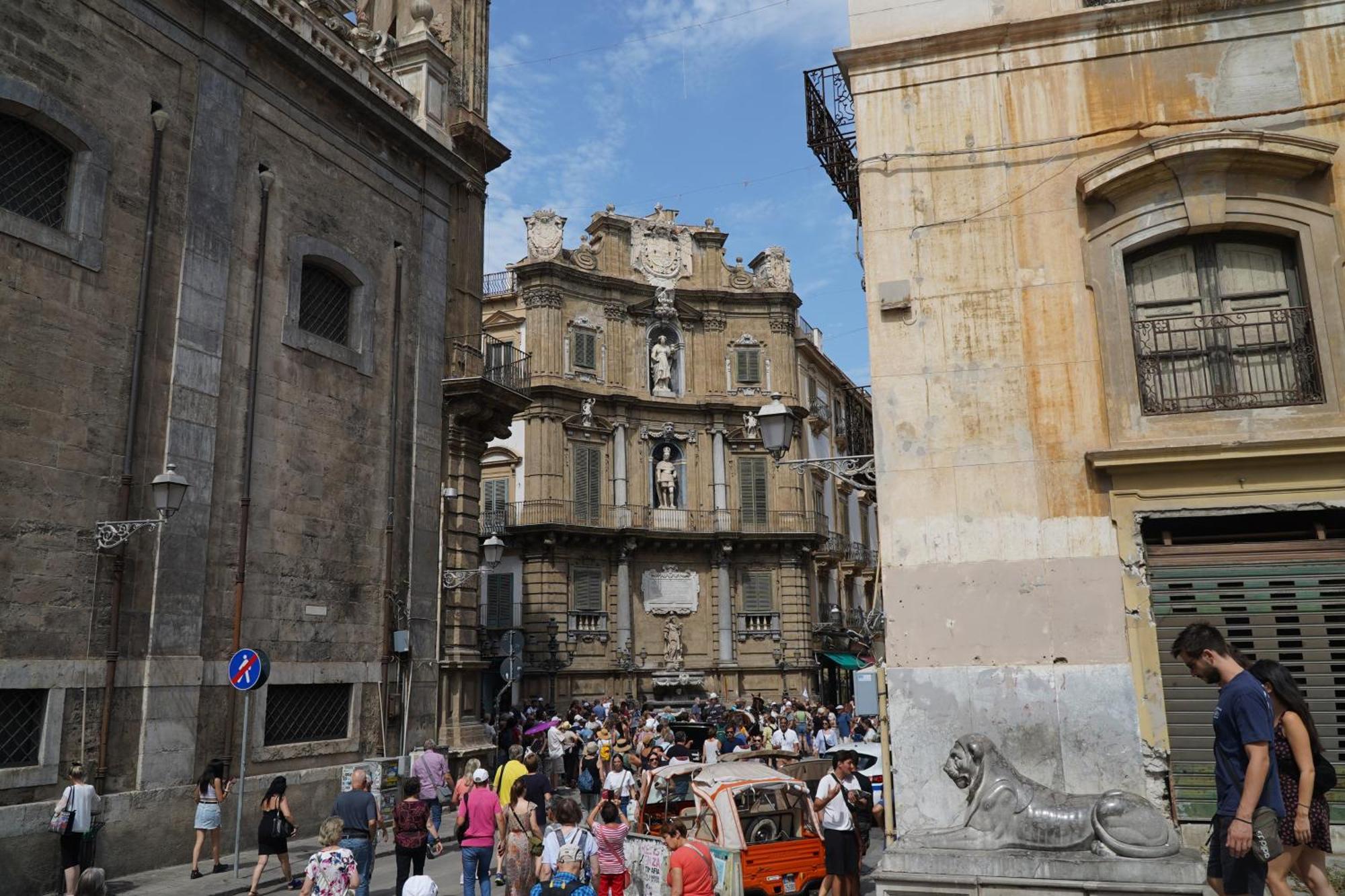 Appartamento Ottanio- Quattro Canti 200 Mt Palermo Dış mekan fotoğraf